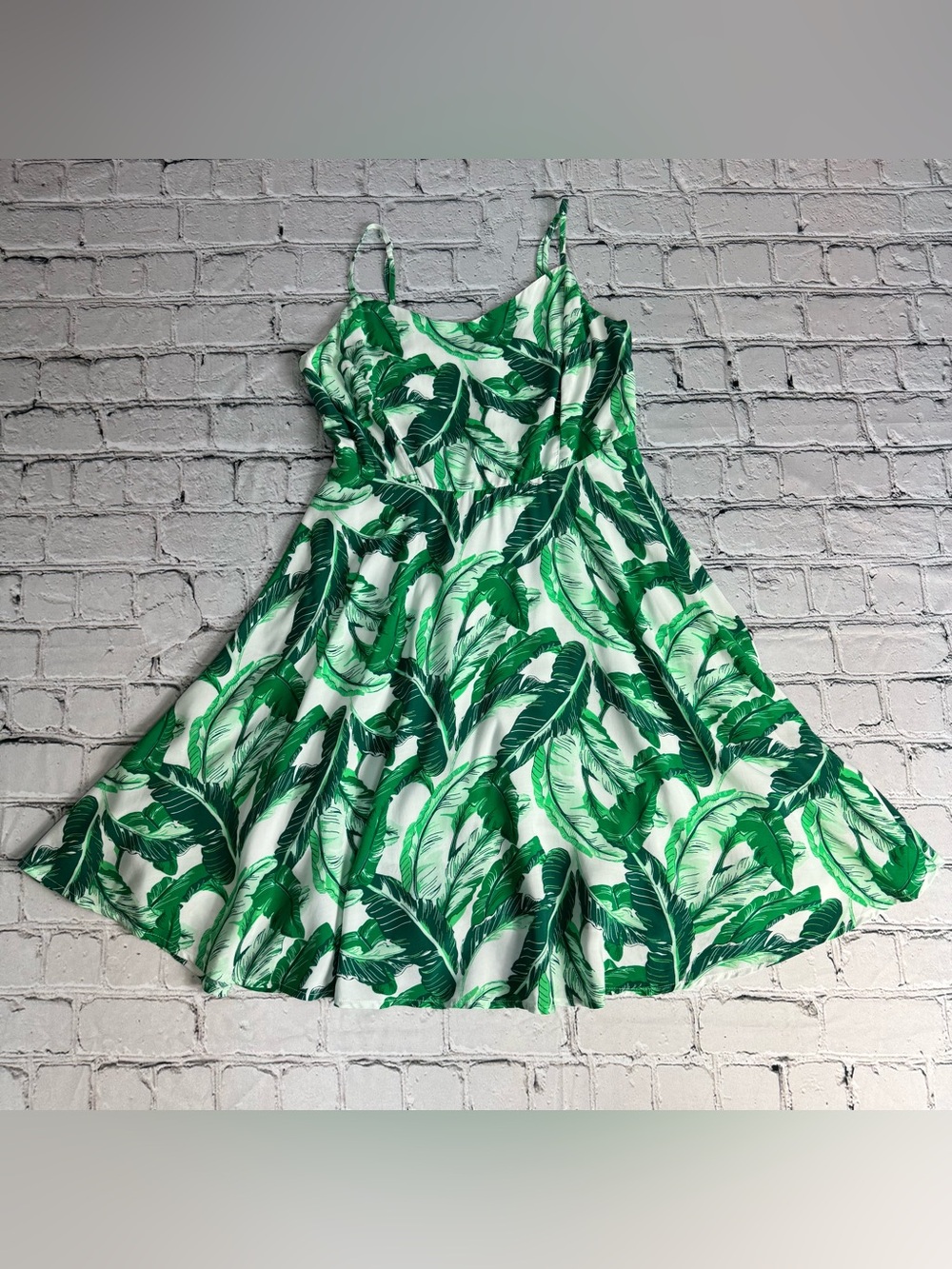 Old Navy NWOT The Cami Dress Green Palm Leaf A-Line Summer Mini Dress Size M